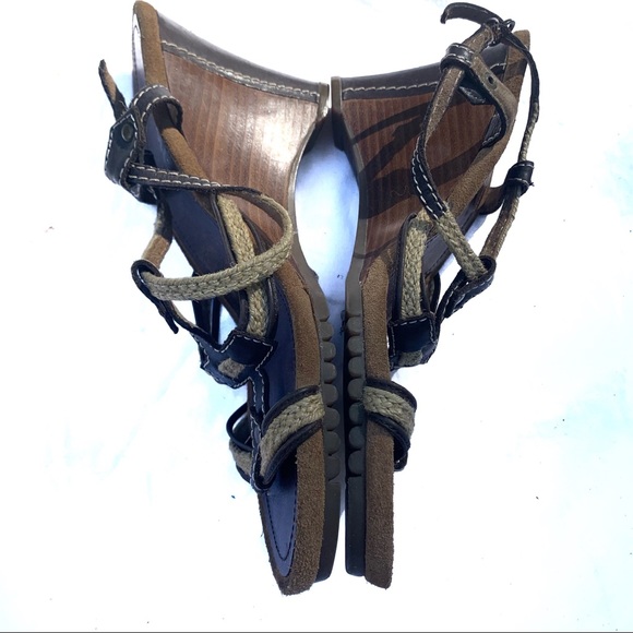 Aerosoles Wedge Braided Sandals 9 - Picture 2 of 11